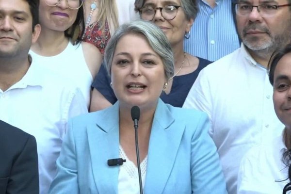 <p>Ahora en DF | Jara arremete contra Kast tras no presentarse a primer debate de cara a segunda vuelta: "Me preocupa su silencio"</p>