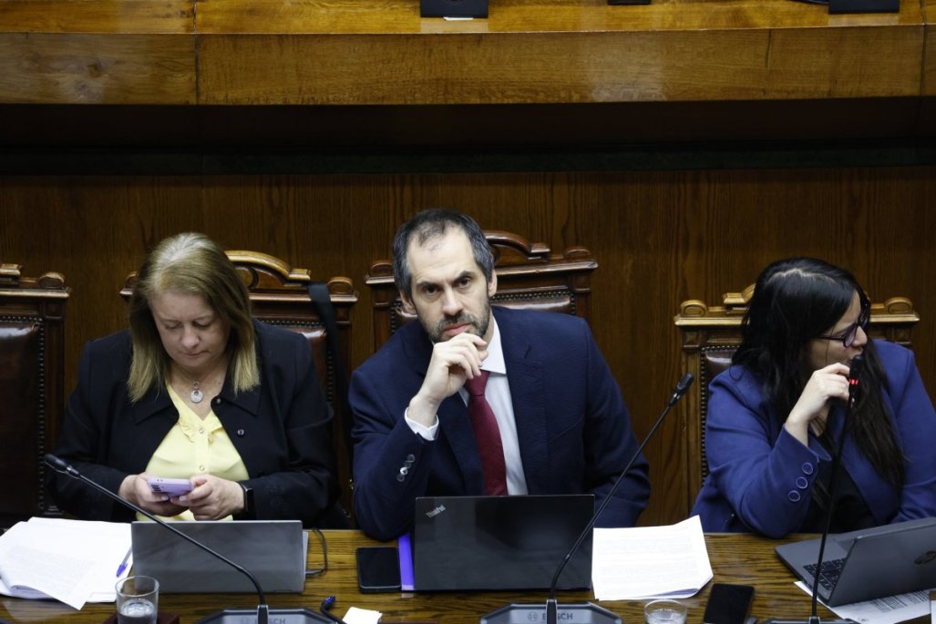 Senado aprueba Presupuesto 2026 tras acuerdos clave con el Ejecutivo: Un pacto que revela tensiones y concesiones en la antesala electoral