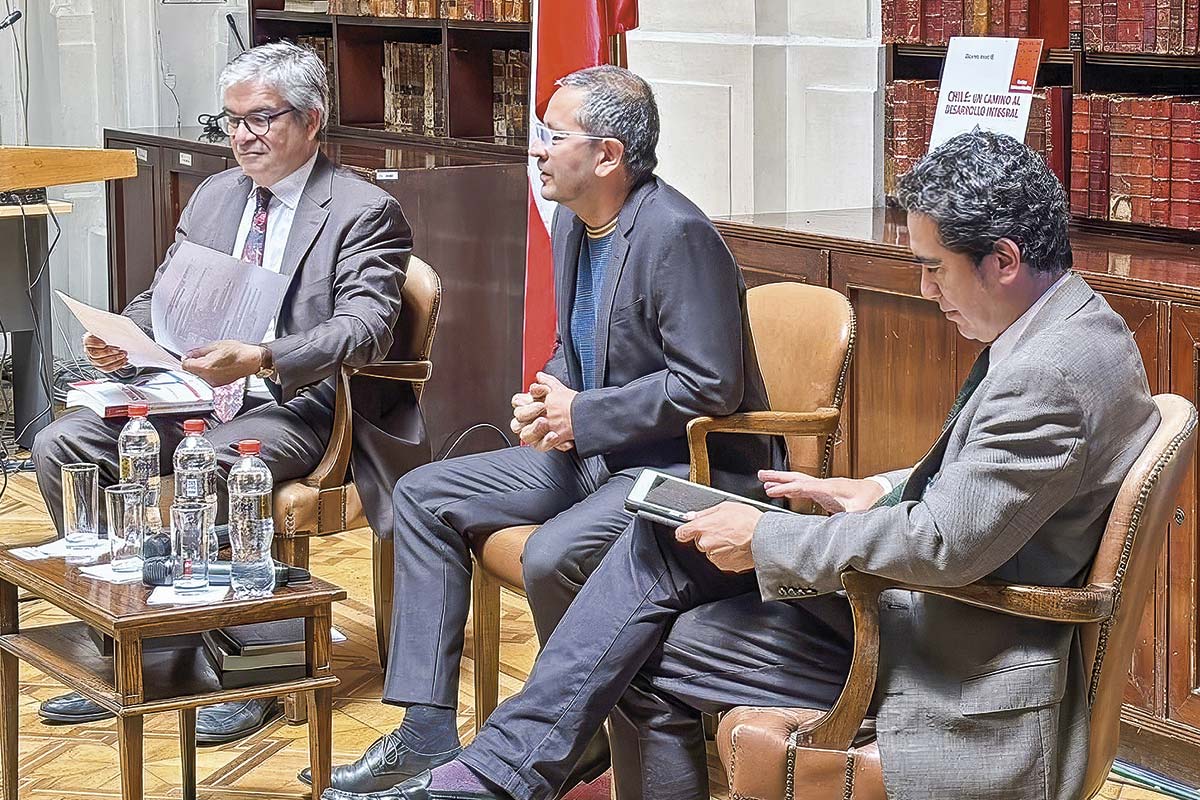 <p>Marcel y Briones han sido actores en la campaña electoral en los últimos días.</p>