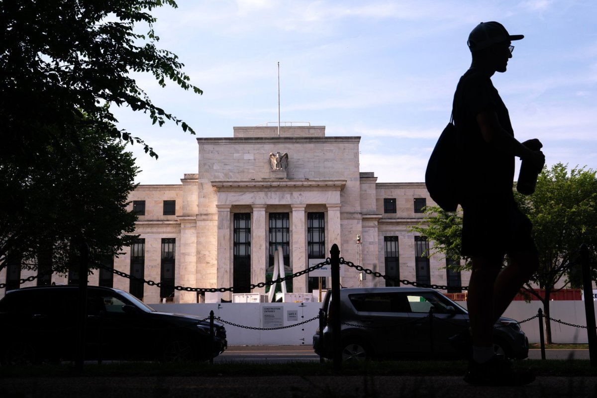 <p>Libro Beige de la Fed alerta por un consumo más débil en EEUU excepto en sectores de mayores ingresos</p>