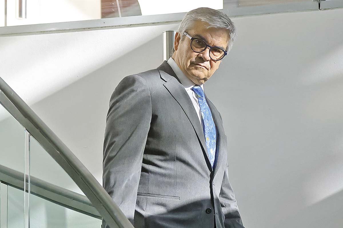 <p>El ministro Marcel tiene positivas proyecciones sobre la inversión. Foto: Aton Chile</p>