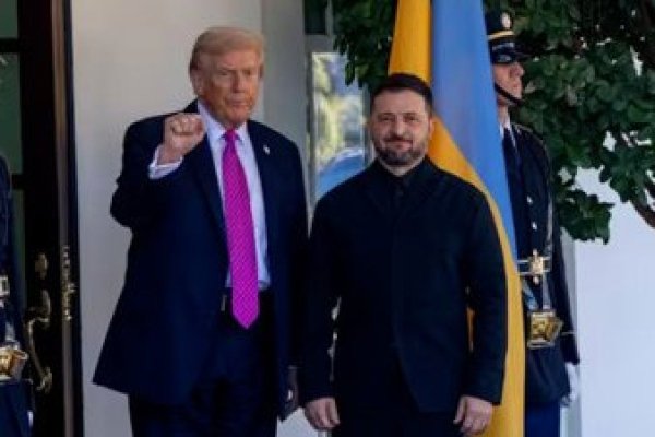 <p>Ahora en DF | Trump anima a Ucrania a un acuerdo y Rusia confirma visita de enviado de EEUU la próxima semana</p>