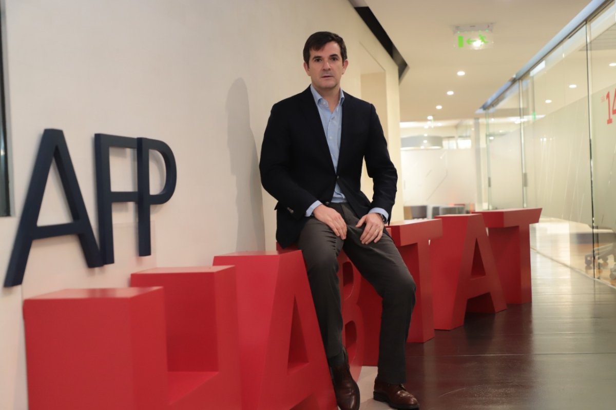 <p>¿Quién es Alejandro Bezanilla? El histórico ejecutivo que dejará la gerencia general de Habitat tras encabezar procesos clave de la AFP</p>