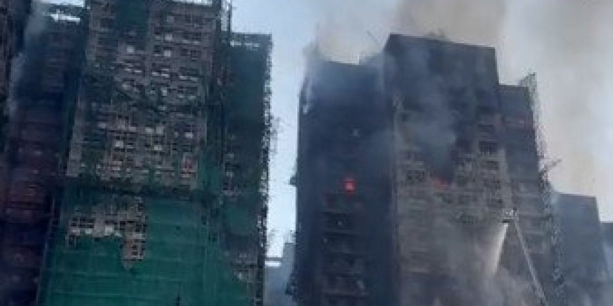 <p>Ahora en DF | Aumentan a 55 los fallecidos por el enorme incendio de un complejo de rascacielos en Hong Kong</p>