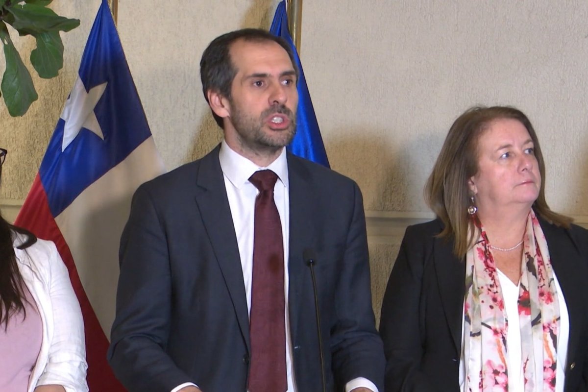 <p>Ahora en DF | Ministro Grau por aprobación de la Ley de Presupuesto: "Primó la generosidad y la posibilidad de ponerse de acuerdo"</p>