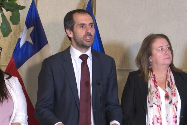 <p>Ahora en DF | Ministro Grau por aprobación de la Ley de Presupuesto: "Primó la generosidad y la posibilidad de ponerse de acuerdo"</p>