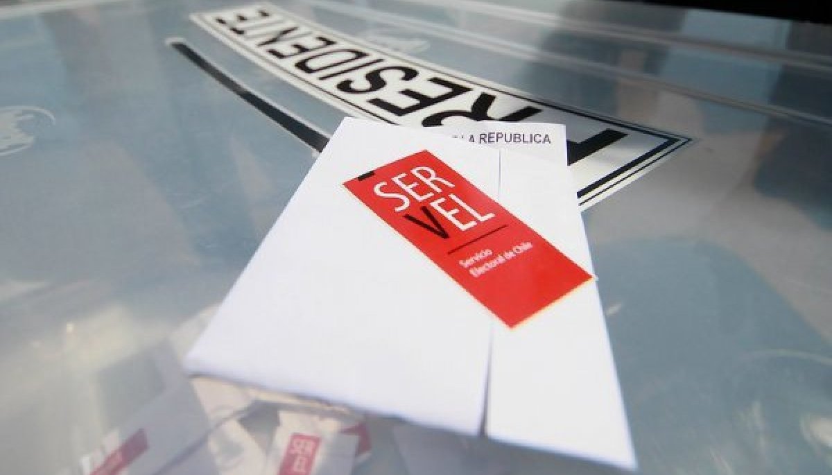 Casi la mitad de los chilenos optarían por Kast en las próximas elecciones