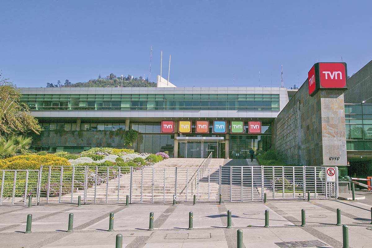 <p>TVN reduce sus pérdidas a septiembre, pero números en rojo llegan a $ 11.773 millones</p>