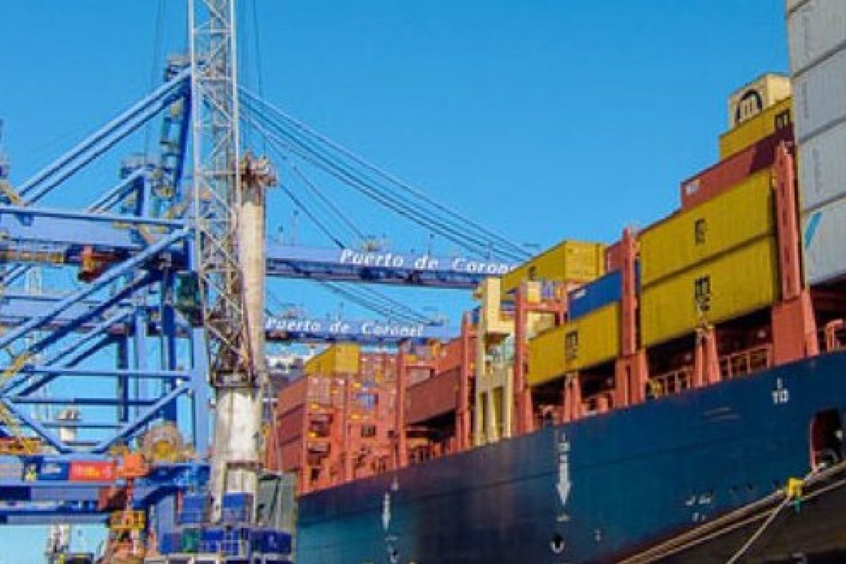 <p>Contraloría instruye sumario a Aduanas de Talcahuano tras detectar deficiente control en la revisión cargas en Puerto de Coronel</p>