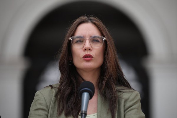 Ahora en DF | Ministra Vallejo refuerza defensa del Gobierno por crisis migratoria con Perú