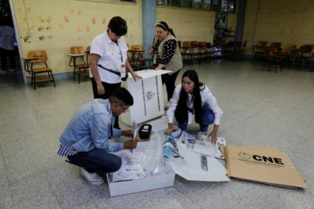 Elecciones en Honduras en vilo: centrista Nasralla toma la delantera tras reanudación de conteo de votos