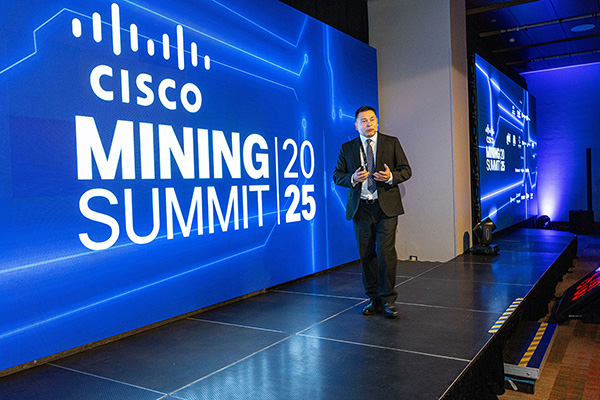 Daniel Peña, gerente de ventas de minería en Cisco Chile.