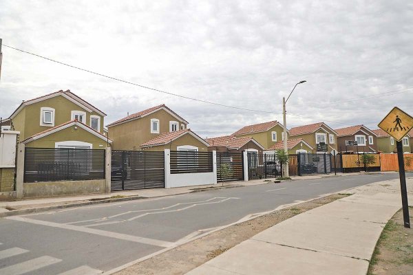 <p>Cambios a contribuciones: Hacienda se abre a modificaciones y destraba su reforma tributaria en la Cámara</p>