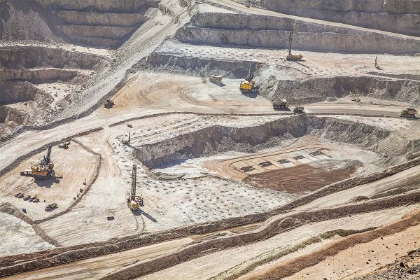 <p>Mercado se entusiasma: cobre en US$ 5 le reportaría al Fisco al menos US$ 2 mil millones de ingresos extra el próximo año</p>