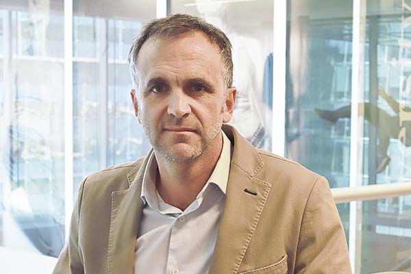 <p>El gerente corporativo de Falabella Retail, Francisco Irarrázaval.</p>