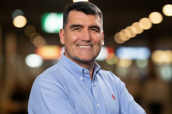 <p>Patricio Briones, diputado electo del PDG y excapitán de la selección de básquetbol: “Vamos a imponer un sello propio, alejándonos de la farandulización”</p>