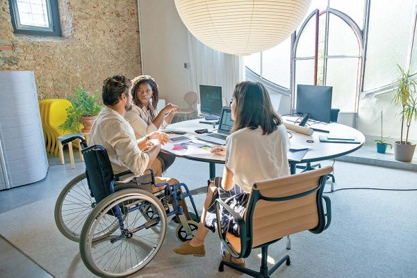 A medio camino está aún la inclusión laboral en el país: el diagnóstico de los headhunters locales