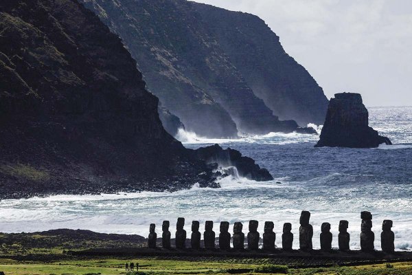 Rapa Nui: plan de autonomía fiscal pone presión a la comuna más dependiente del financiamiento estatal en Chile