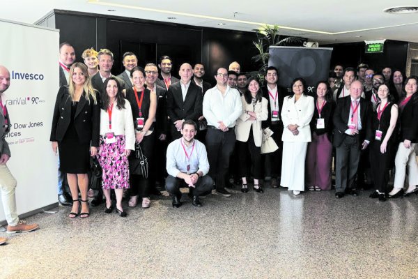 Obras de Nemesio Antúnez y la final del campeonato de Polo: la agenda de LarraínVial en Buenos Aires