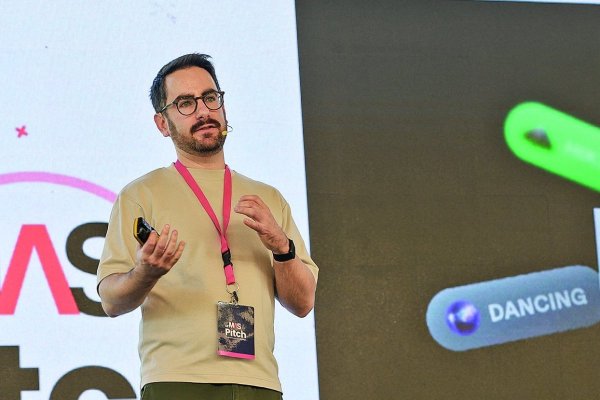 <p>Andrés Ugarte: el chileno que conquistó a Marques Brownlee</p>