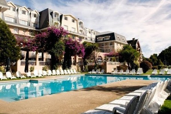 Gran Hotel Pucón sale nuevamente a la venta tras salida de Enjoy de su propiedad