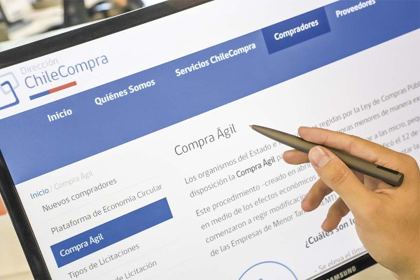 Proyecto de la U. de Chile y UC Berkeley para ampliar el uso de IA en compras públicas parte este mes y recibirá fondos de expresidente de Google