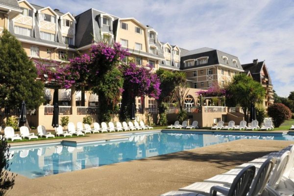 Gran Hotel Pucón sale nuevamente a la venta tras salida de Enjoy de su propiedad