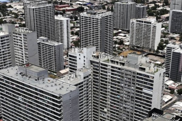 Asociación de bancos sale al paso por “bono pie” y llama a gremio inmobiliario a entregar antecedentes