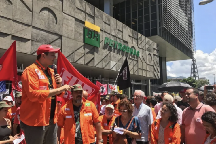 <p>Trabajadores de brasileña Petrobras anuncian paro nacional a partir del próximo lunes</p>