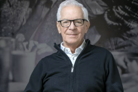 Empresario argentino Costantini se queda con otro megaterreno de "la inmobiliaria de Milei"