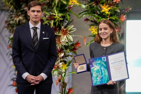 <p>Ahora en DF SUD | La hija de Corina Machado recibe el Premio Nobel de la Paz en Oslo, en ausencia de su madre</p>