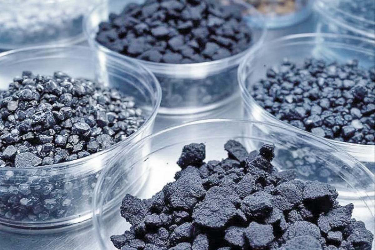 <p>Carbón activado: plan de reconversión de los pirquenes del Biobío apunta a un mercado global de más de US$ 1 billón</p>