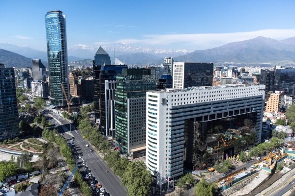 <p>El mundo financiero tiende la mano a Kast apostando por la inversión y la certidumbre como condiciones claves para el país</p>