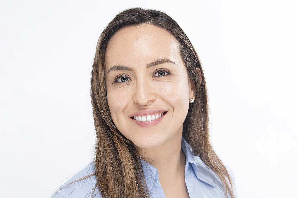 <p>Debora Reyna, economista para América Latina de Oxford Economics: “No estamos viendo algo radical, pero sí una política fiscal bastante más austera”</p>