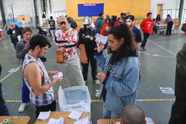 <p>Las cinco claves de la elección que dejó a José Antonio Kast como el próximo Presidente de Chile</p>