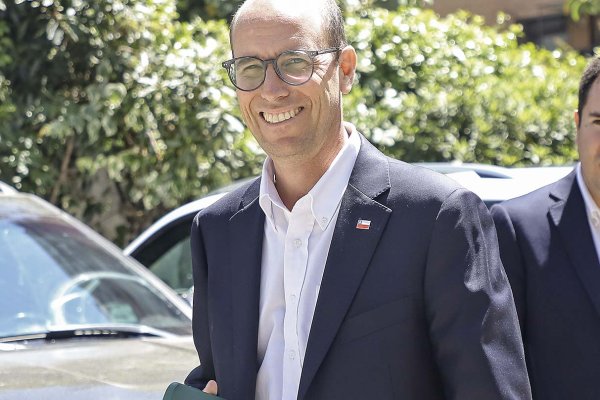 <p>Martín Arrau participó este lunes en el primer episodio de La Cadem en el Diario Financiero post balotaje. Foto: Julio Castro</p>