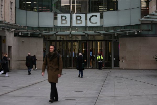 Trump demanda a la BBC por difamación y pide hasta US$ 10.000 millones en daños y perjuicios