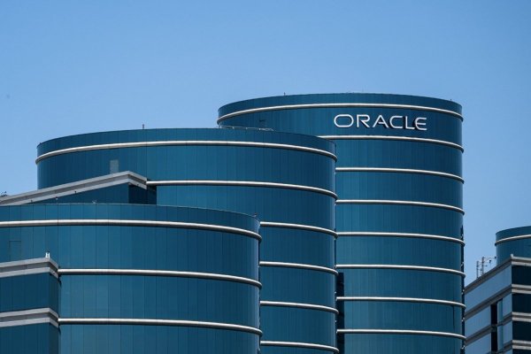 <p>Nuevo golpe para Oracle: su centro de datos en Michigan, de US$ 10 mil millones, se estanca por falta de financiamiento</p>