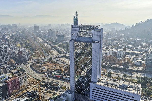 <p>Ni Entel, ni Claro: los interesados detrás de la nueva fórmula para vender la Telefónica</p>