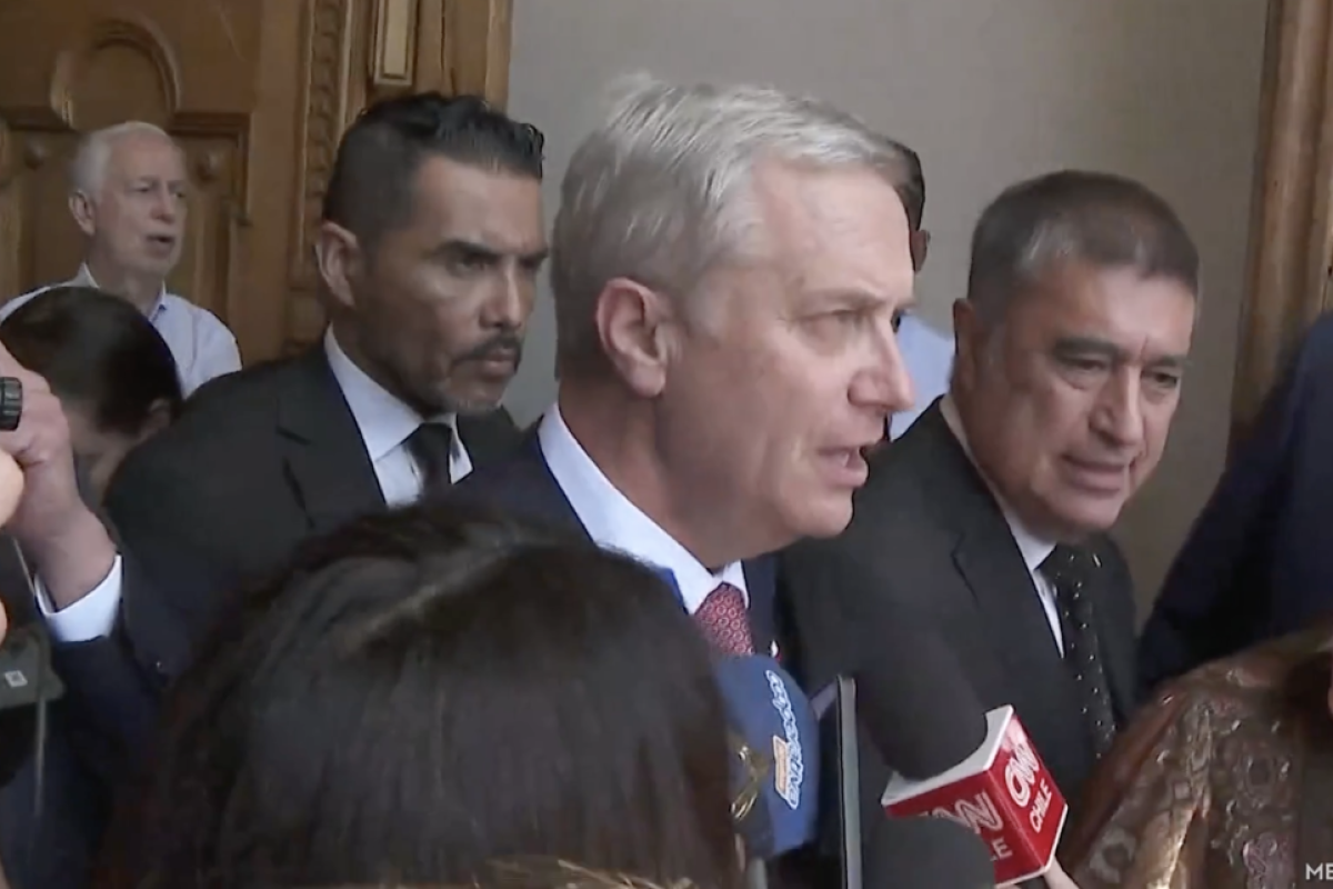 <p>Ahora en DF | Kast no descarta ofrecer un cargo al exPresidente Frei: “Todos los que quieran colaborar son muy bienvenidos”</p>