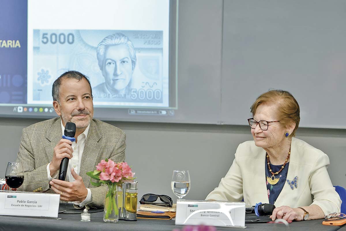 <p>La Universidad Adolfo Ibáñez fue el último lugar en recibir a Stephany Griffith-Jones como consejera del Banco Central.</p>