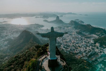 Brasil anota récord de 9 millones de turistas internacionales y supera en un 30% la previsión de este año