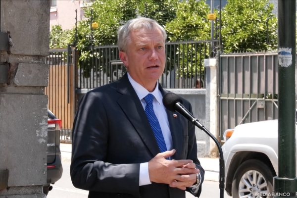 Ahora en DF | Kast se reúne con Bachelet pero evita pronunciarse sobre si apoyará su postulación a la ONU