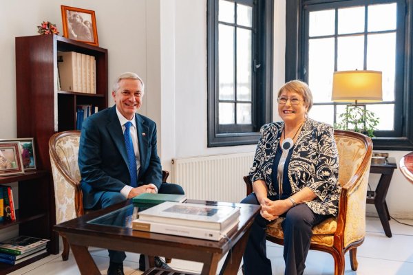 <p>Kast se reúne con Bachelet pero evita pronunciarse sobre si apoyará su postulación a la ONU</p>