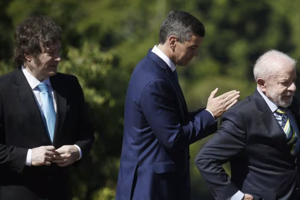 <p>Milei se posiciona en el primer lugar como uno de los Presidentes mejor evaluados de América Latina</p>