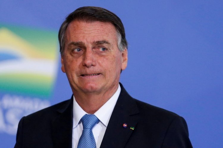 <p>Bolsonaro sale de prisión en Brasil y está hospitalizado: cirugía está prevista para este jueves</p>