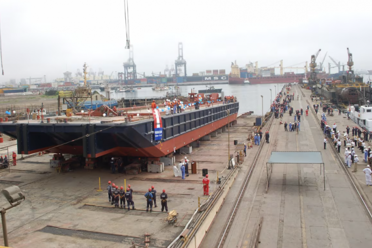 <p>¿Cuáles son los nuevos proyectos que "navegarán" en la industria naval de Peru en 2026?</p>