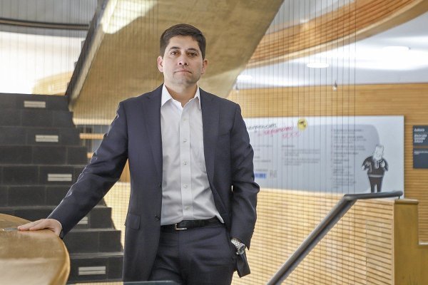 <p>Hermann González, coordinador macroeconómico de Clapes UC y socio de Valtin, </p>