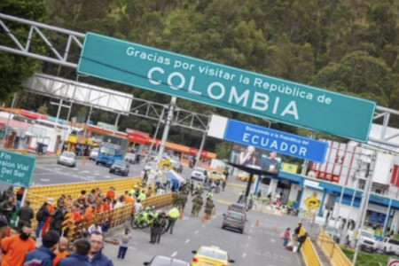 Ecuador cerró casi todos los pasos fronterizos con Colombia y Perú por "seguridad"