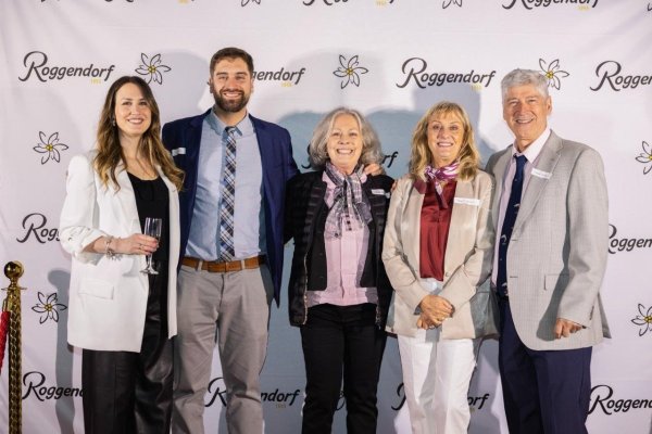 <p>Tradicional pastelería Roggendorf de Concepción celebra 70 años con apertura de dos nuevos locales y un incremento de 33% en su plantilla</p>